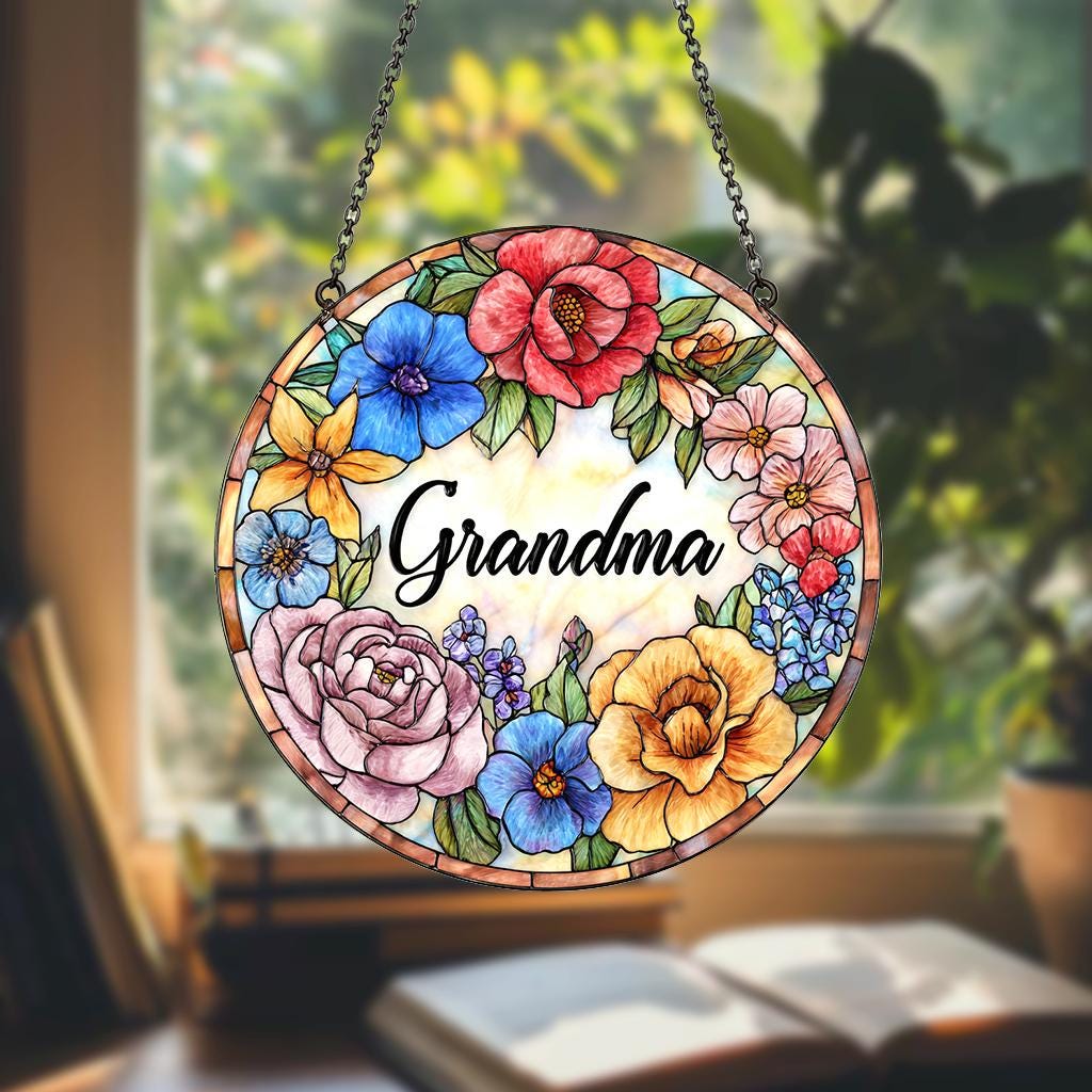 Personalized Grandma Glass Suncatcher, Christmas Gift for Grandma Nana Mimi Gigi Floral Sun Catcher Window Hanging Decor, Grandparents Gift